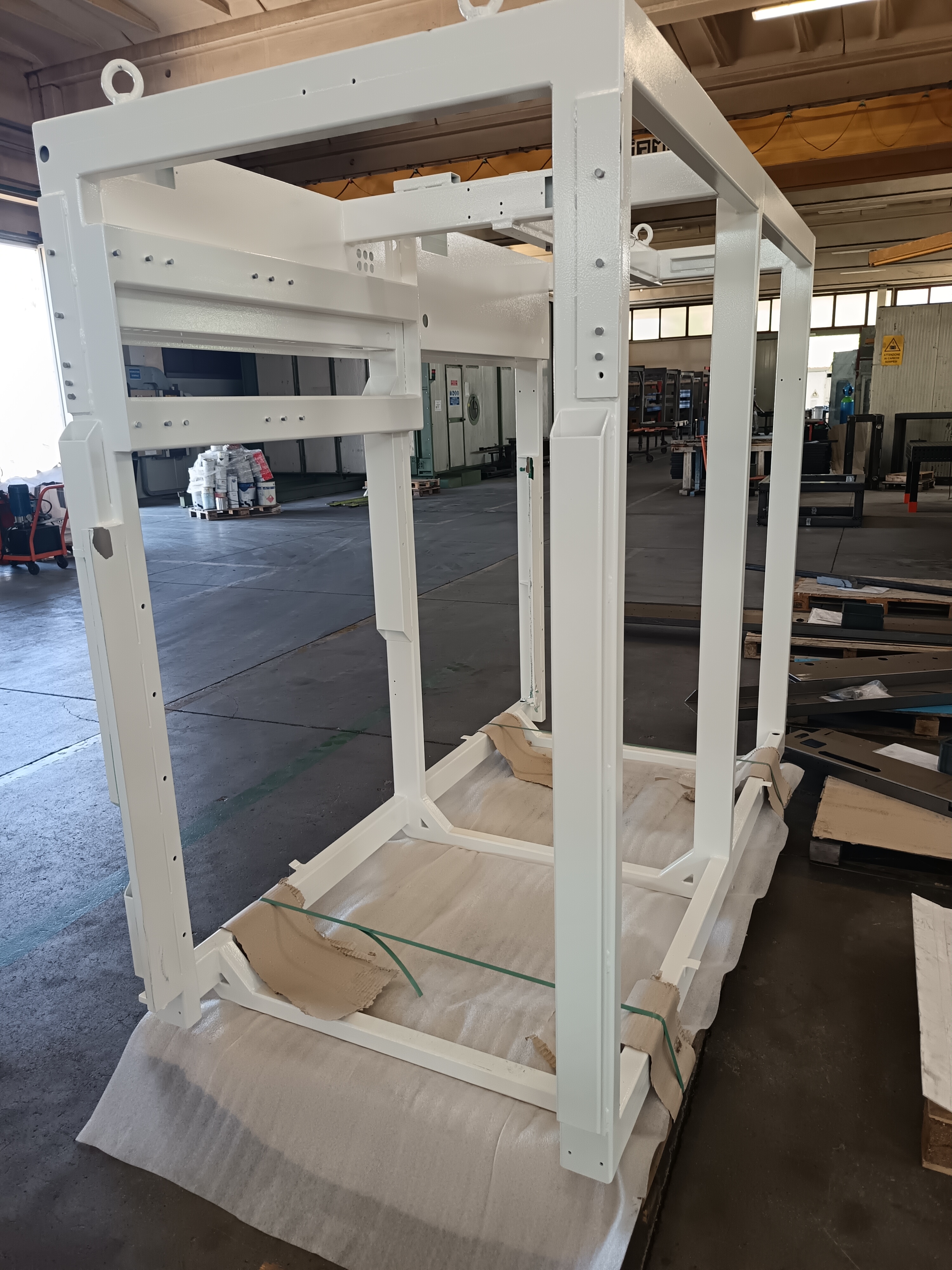 NUOVO TAGLIO LASER TUBO