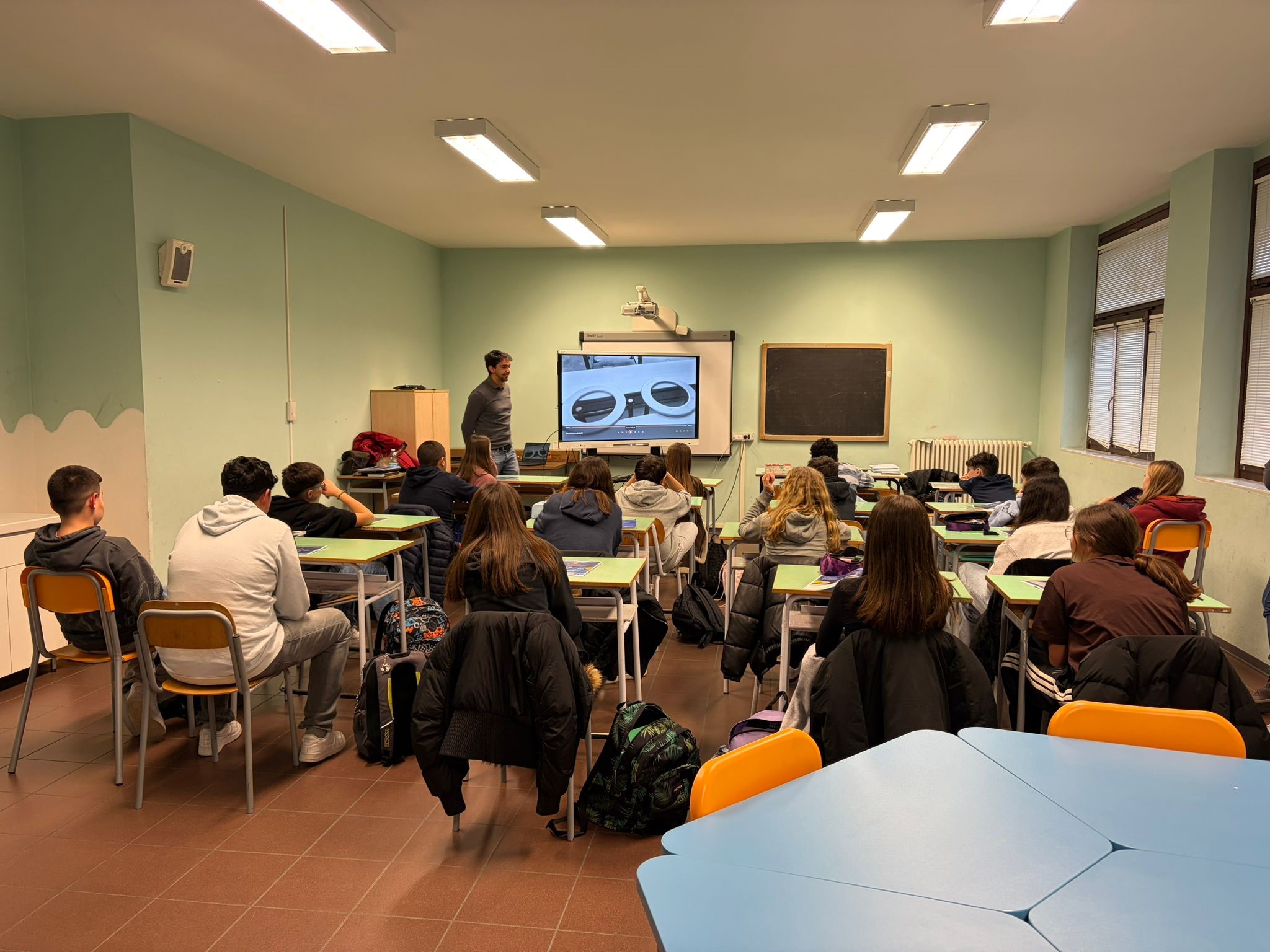 L'AZIENDA ENTRA IN CLASSE