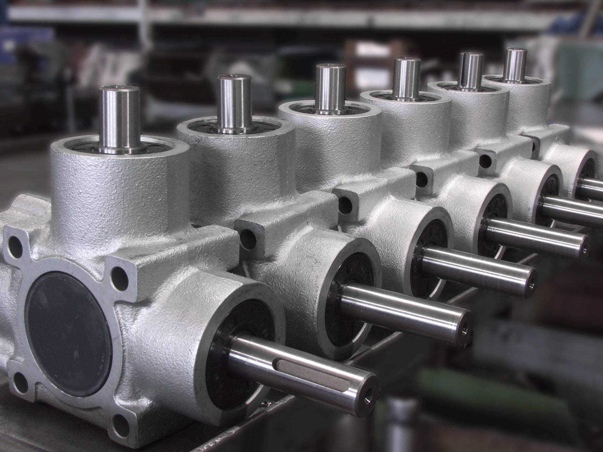 Lavorazione su particolari semi-lavorati e assemblaggio gruppi meccanici